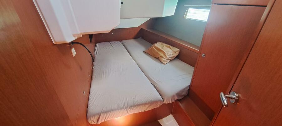 2015 Beneteau Oceanis 45 à vendre (photo 13)