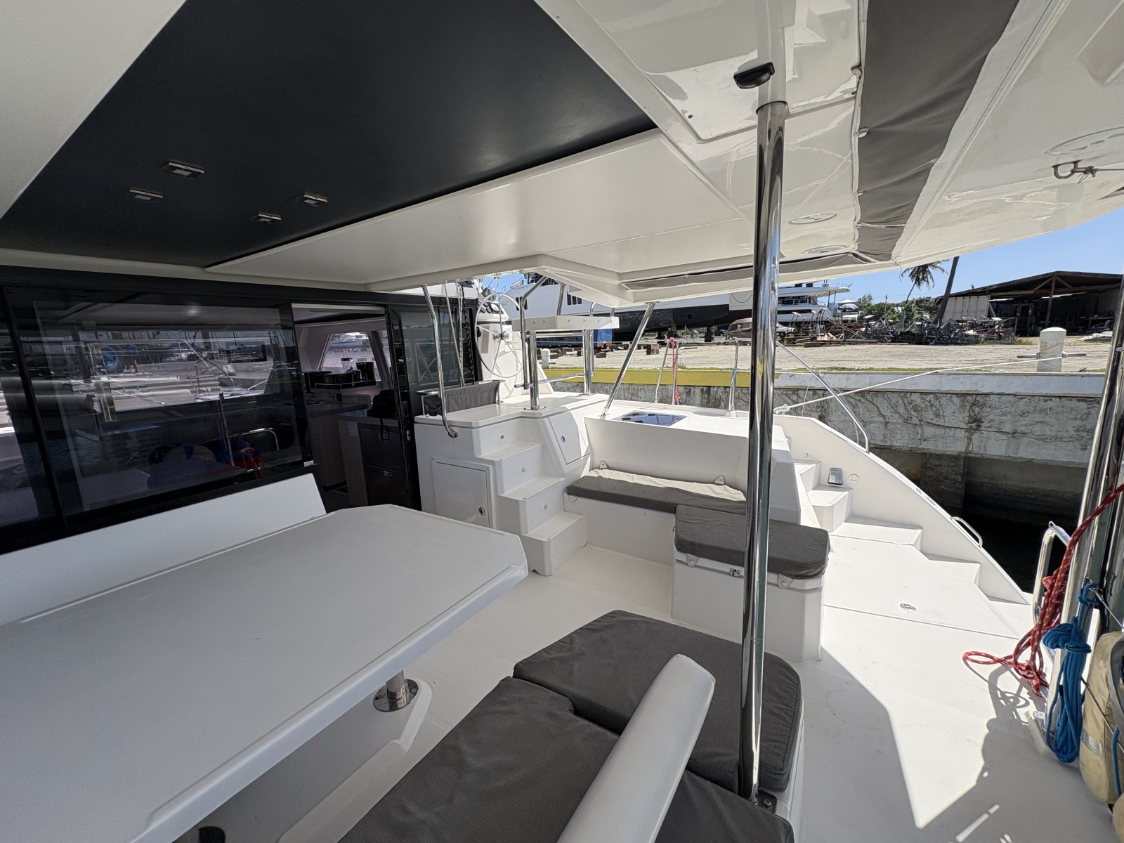 2019 Robertson & Caine Leopard 45 na sprzedaż (photo 6)