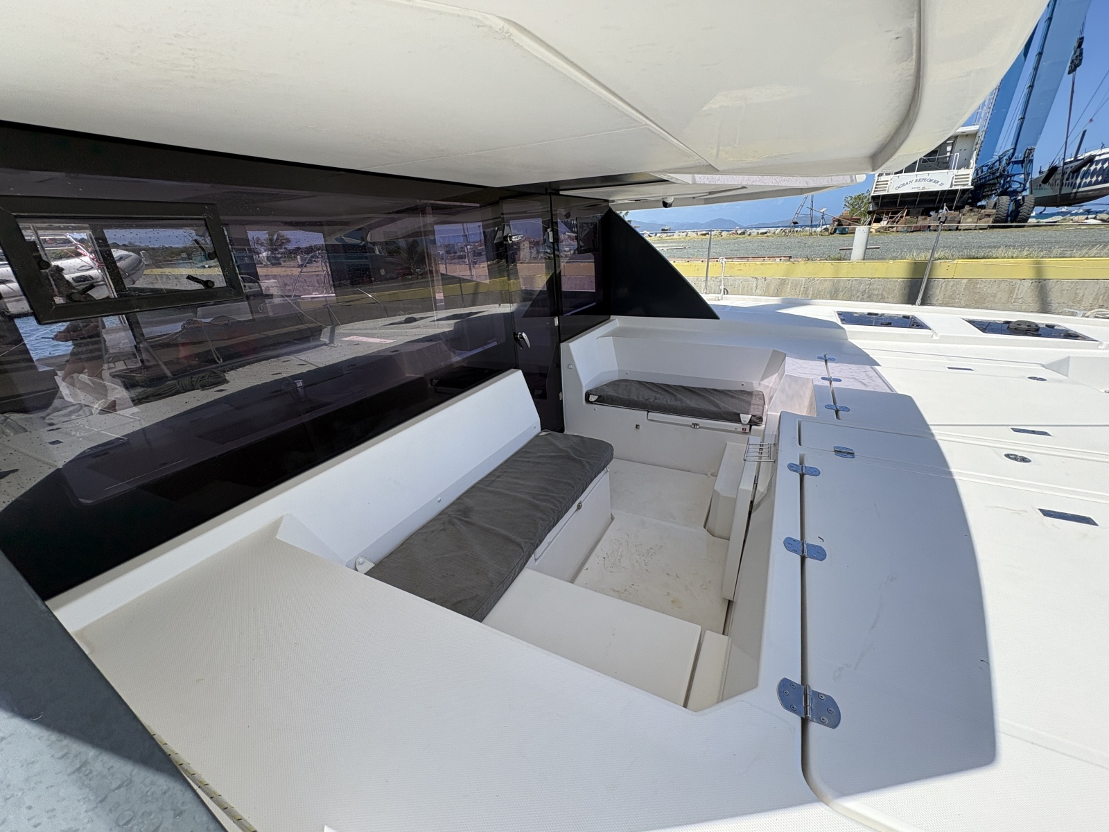 2019 Robertson & Caine Leopard 45 na sprzedaż (photo 8)
