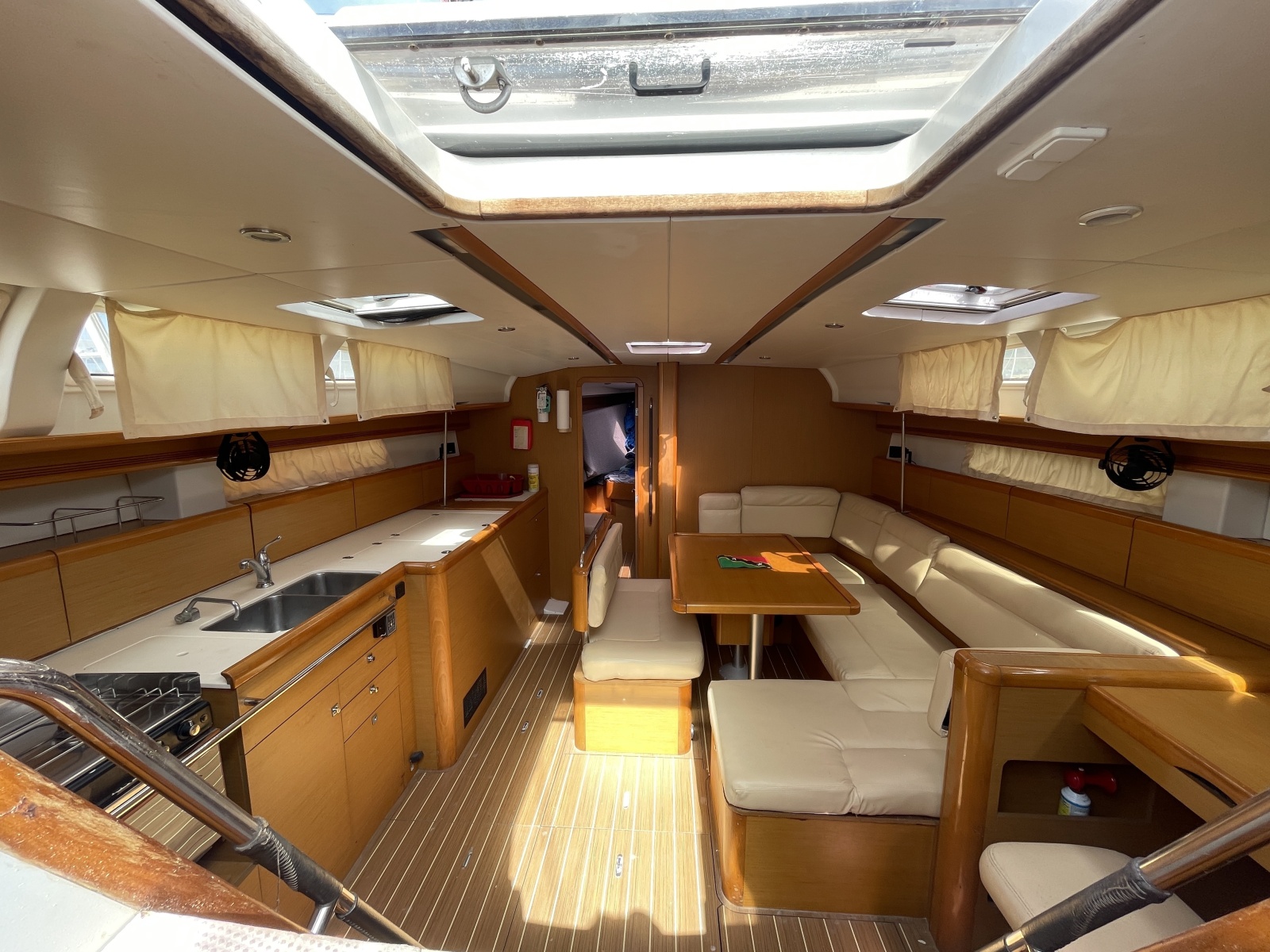 2010 Jeanneau 44I for sale (photo 8)