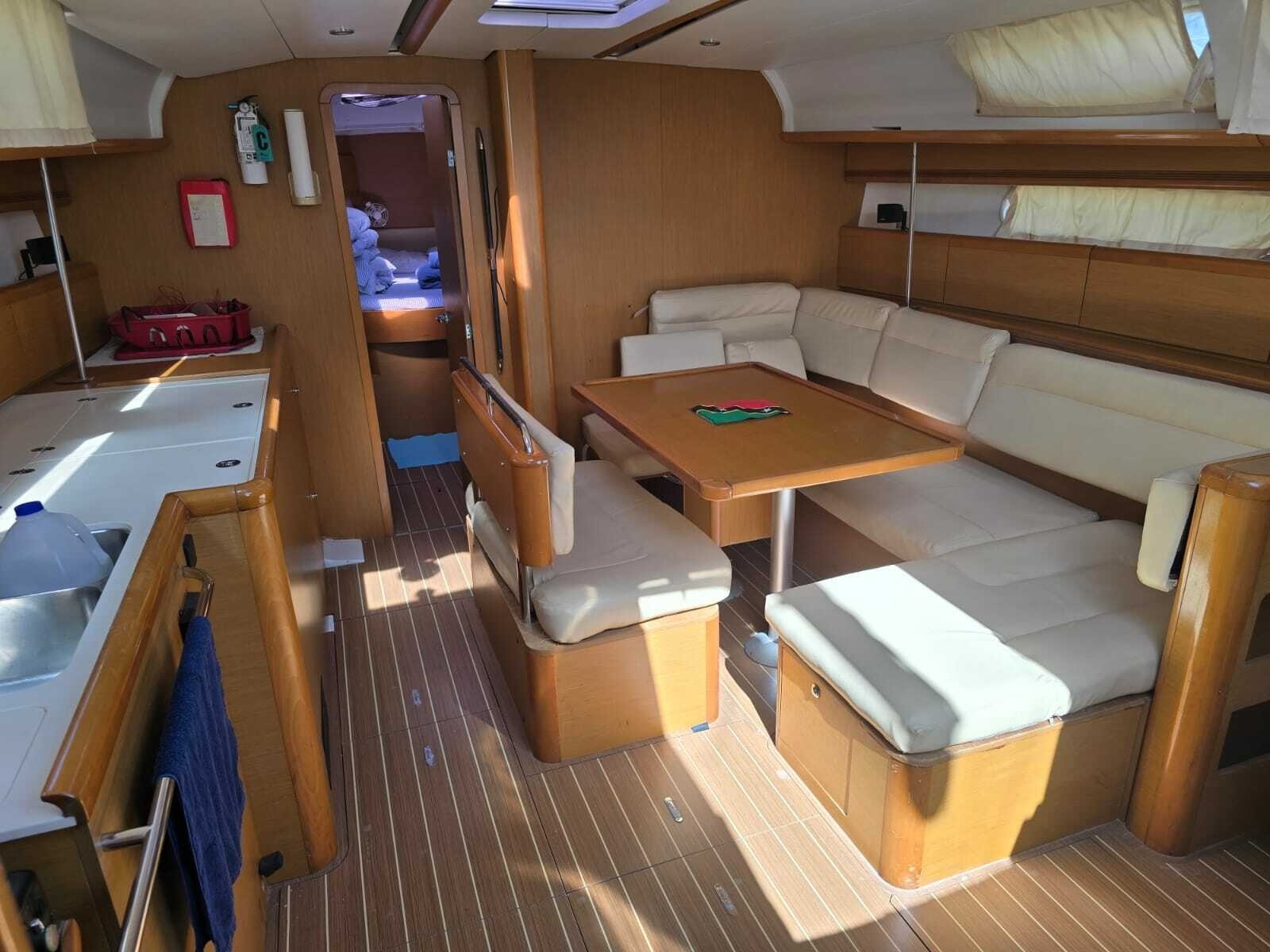 2010 Jeanneau 44I for sale (photo 10)