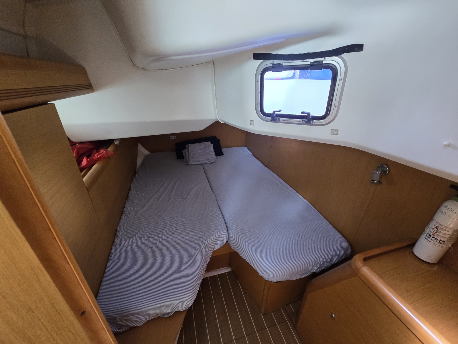2010 Jeanneau 44I for sale (photo 14)