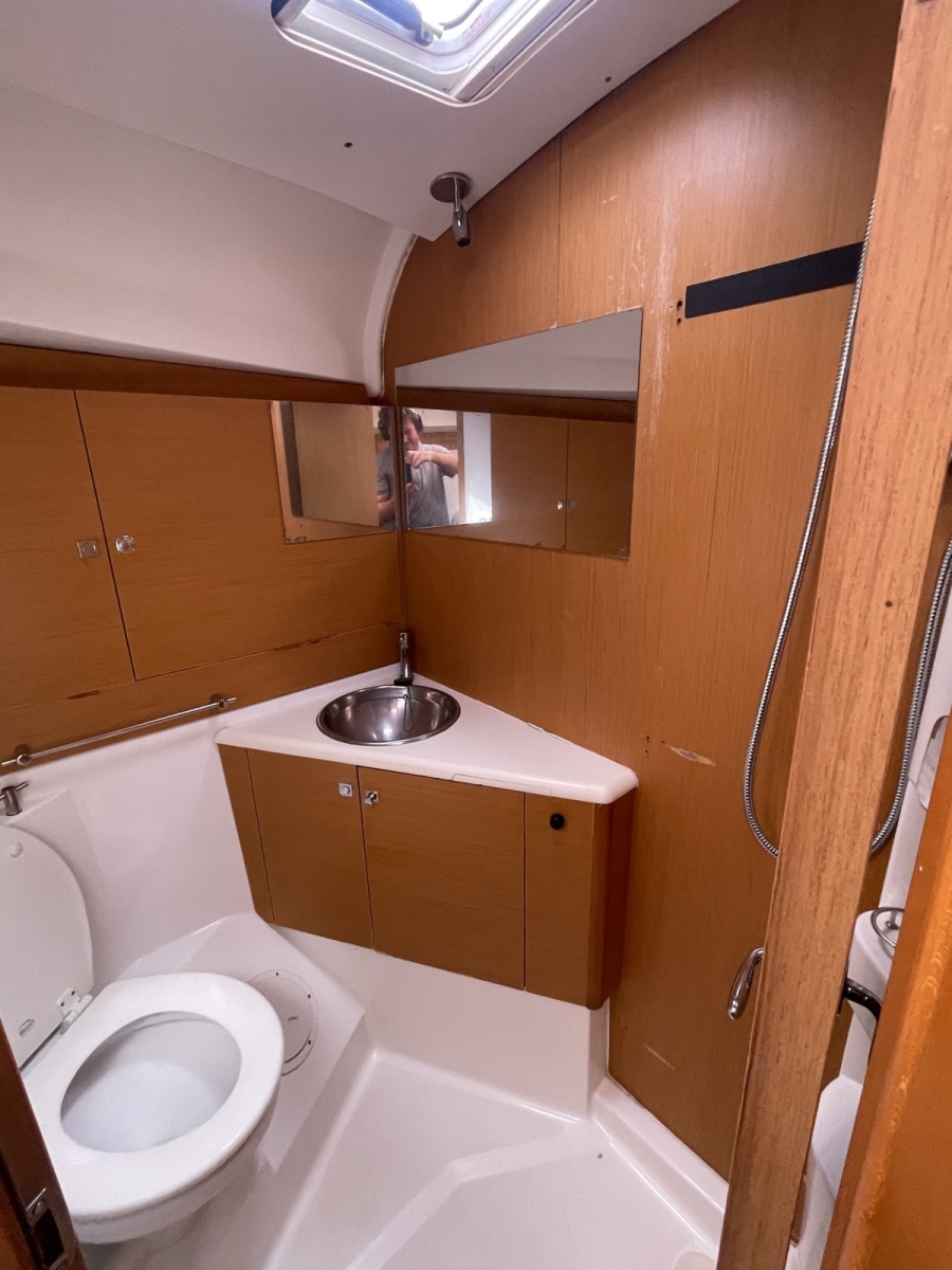 2010 Jeanneau 44I for sale (photo 16)