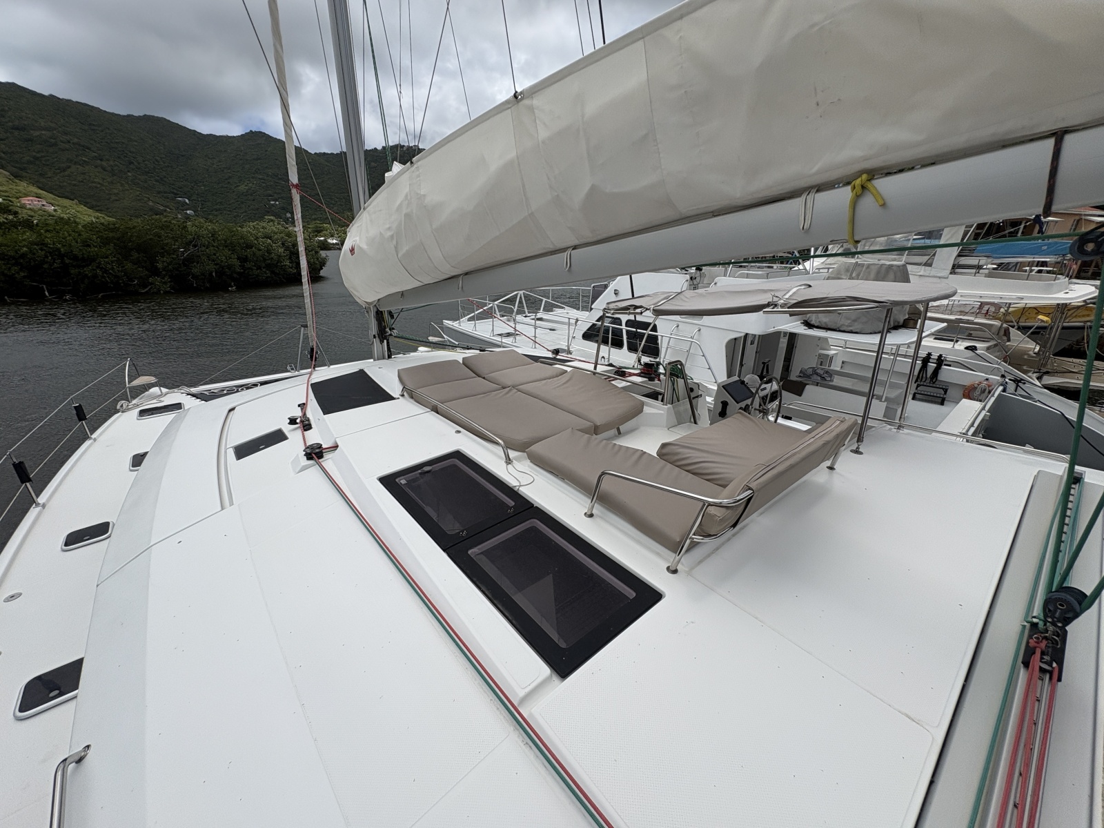 2017 Fountaine Pajot Helia 44 Evolution Oceanic Package zu verkaufen (photo 6)