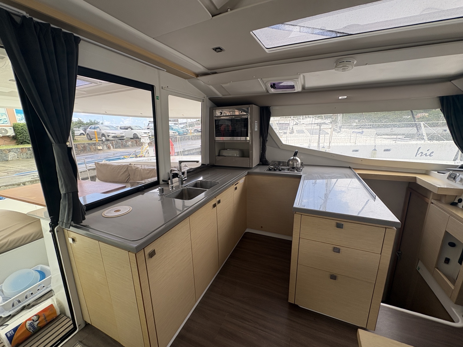2017 Fountaine Pajot Helia 44 Evolution Oceanic Package zu verkaufen (photo 14)
