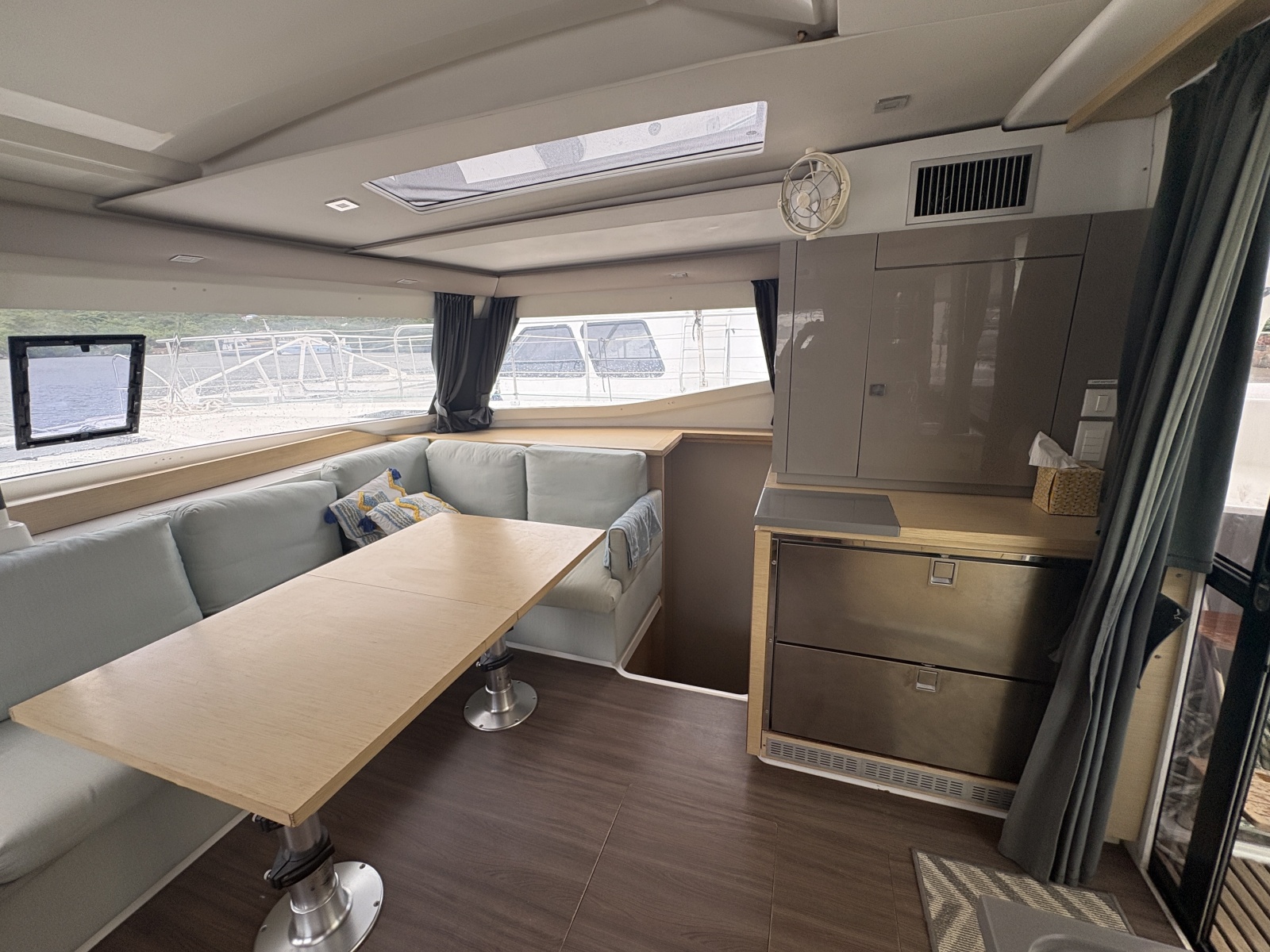2017 Fountaine Pajot Helia 44 Evolution Oceanic Package zu verkaufen (photo 17)