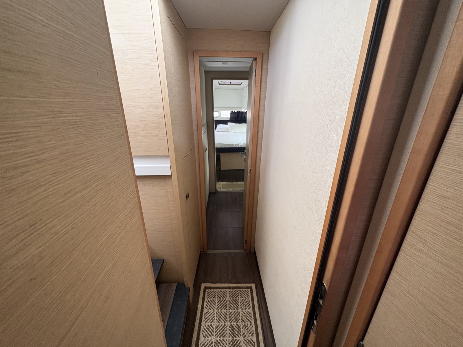 2017 Fountaine Pajot Helia 44 Evolution Oceanic Package zu verkaufen (photo 19)