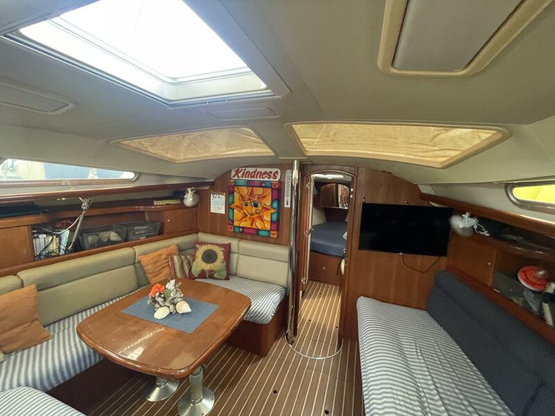 2004 Hunter 44 Aft Cockpit na sprzedaż (photo 15)