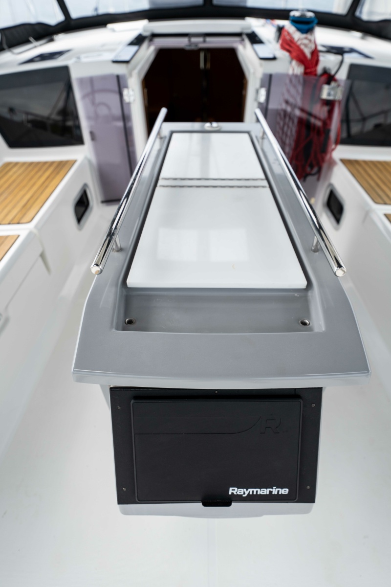 2017 Beneteau Oceanis 41 à vendre (photo 8)