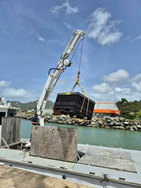 1985 Custom Aluminum Barge for sale (photo 19)