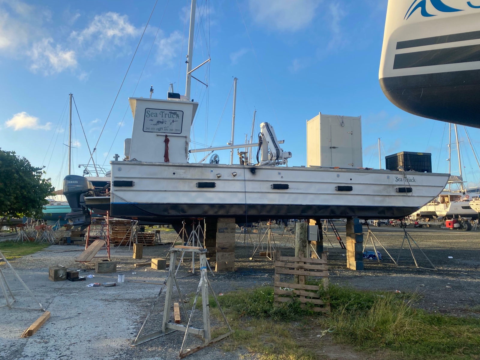 1985 Custom Aluminum Barge for sale (photo 21)