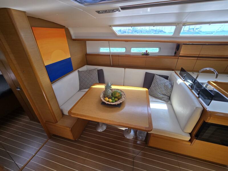 2013 Jeanneau Sun Odyssey 409 for sale (photo 11)