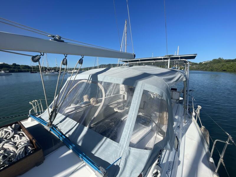 1993 Beneteau Oceanis 400 for sale (photo 8)