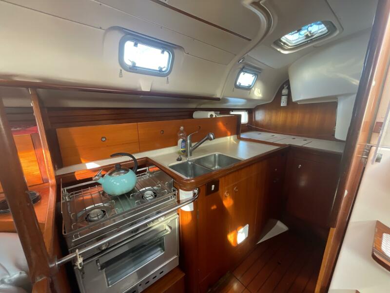 1993 Beneteau Oceanis 400 for sale (photo 16)
