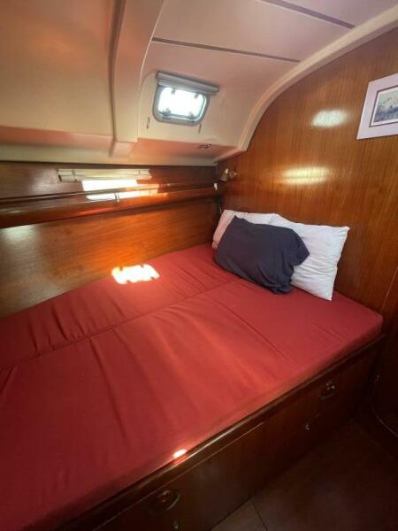 1993 Beneteau Oceanis 400 for sale (photo 18)