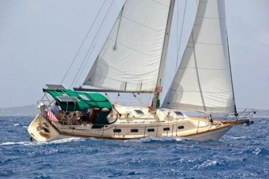 2011 Island Packet 370 for sale (photo 5)