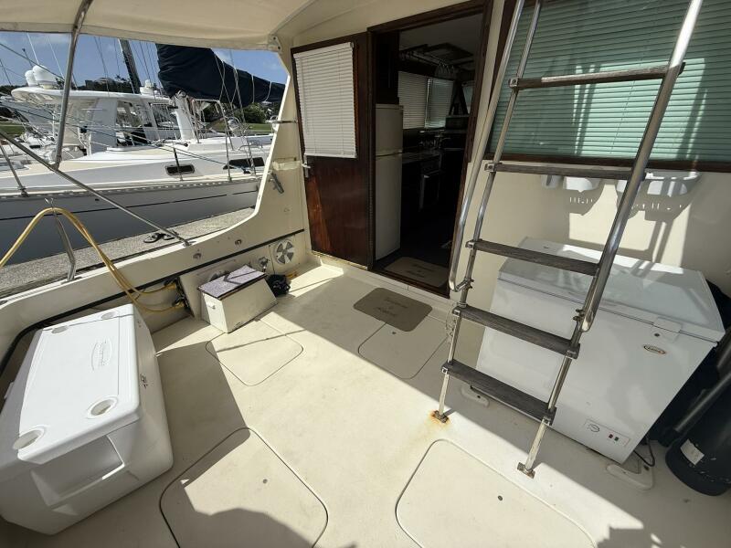 1979 Hatteras 37 Convertible zu verkaufen (photo 8)