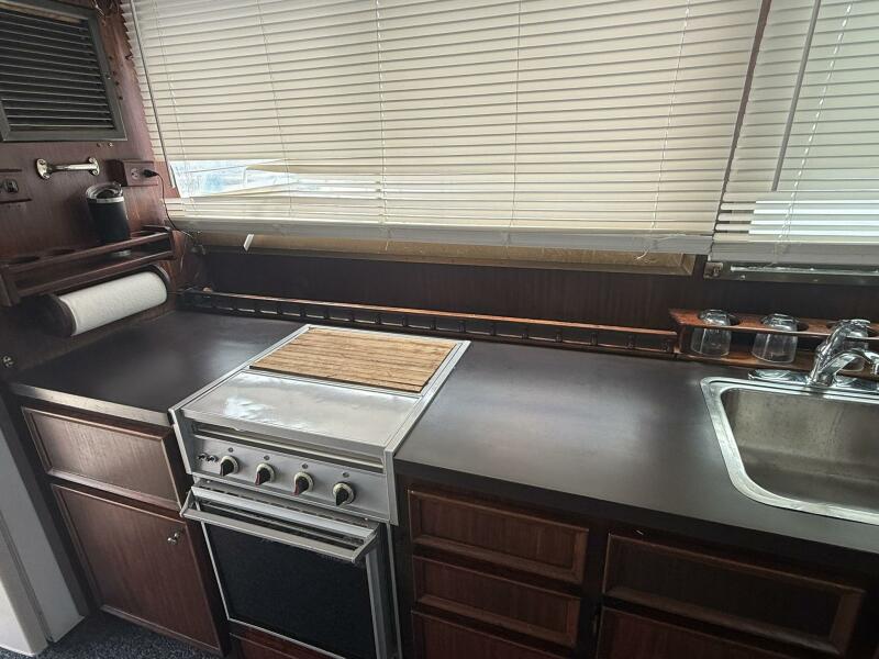 1979 Hatteras 37 Convertible zu verkaufen (photo 11)