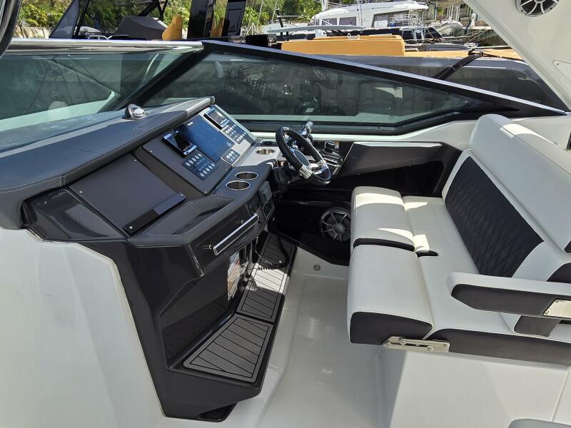 2018 Monterey 378 SE na sprzedaż (photo 12)