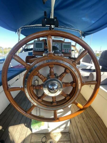 1987 Gozzard 36 for sale (photo 2)