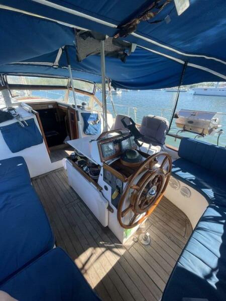1987 Gozzard 36 for sale (photo 3)