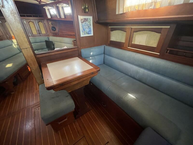 1987 Gozzard 36 for sale (photo 18)