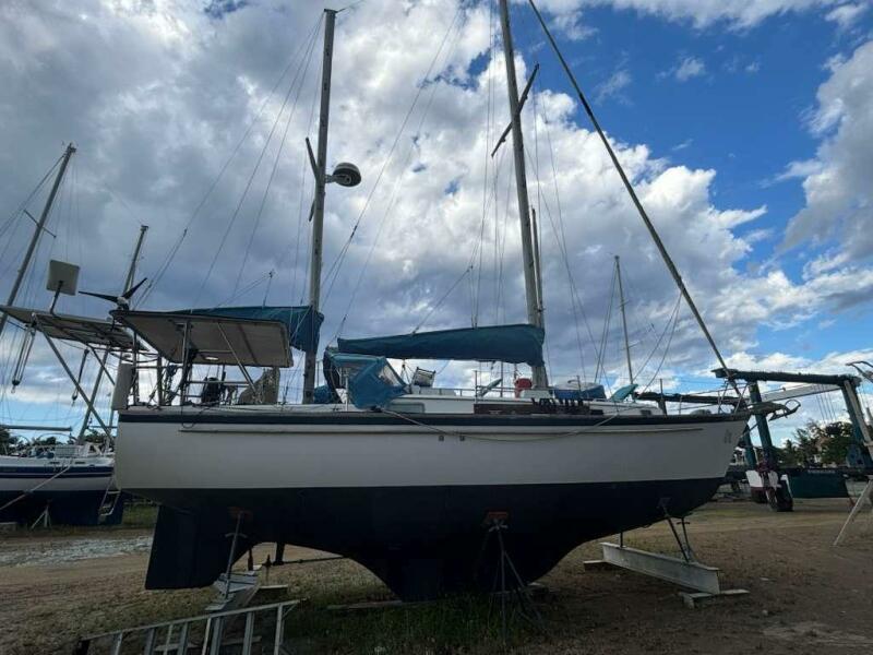 1980 Pearson 365 Ketch zu verkaufen (photo 3)