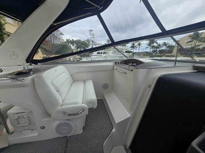 2011 Regal 3350 en venta (photo 9)