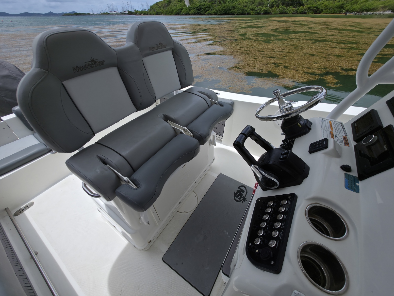 2019 NauticStar 2602 Legacy en venta (photo 13)