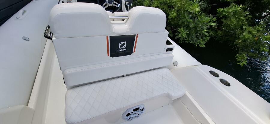 2025 Zodiac Medline 7.5 GT à vendre (photo 13)