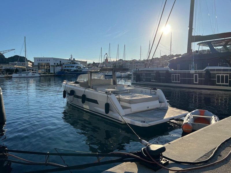 2018 Fjord 42 Open in vendita (photo 13)