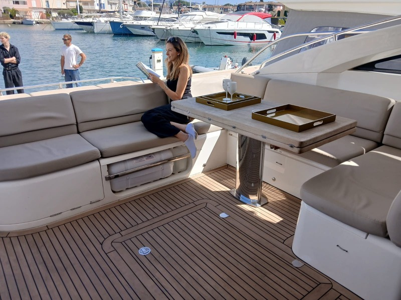 2011 Princess V62 for sale (photo 11)