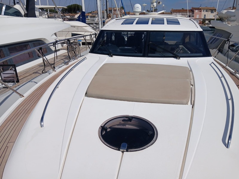 2011 Princess V62 for sale (photo 15)