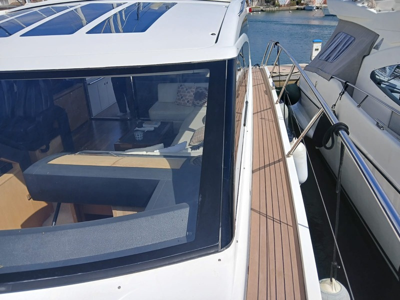 2011 Princess V62 for sale (photo 18)