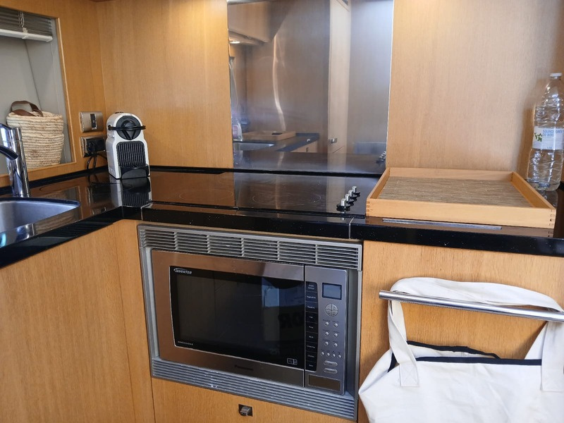 2011 Princess V62 for sale (photo 25)