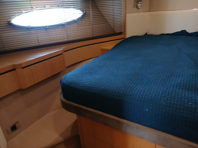 2011 Princess V62 for sale (photo 30)