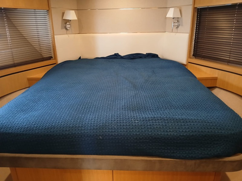 2011 Princess V62 for sale (photo 31)