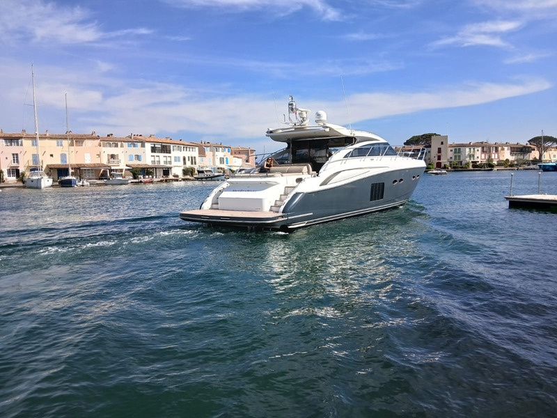 2011 Princess V62 for sale (photo 36)