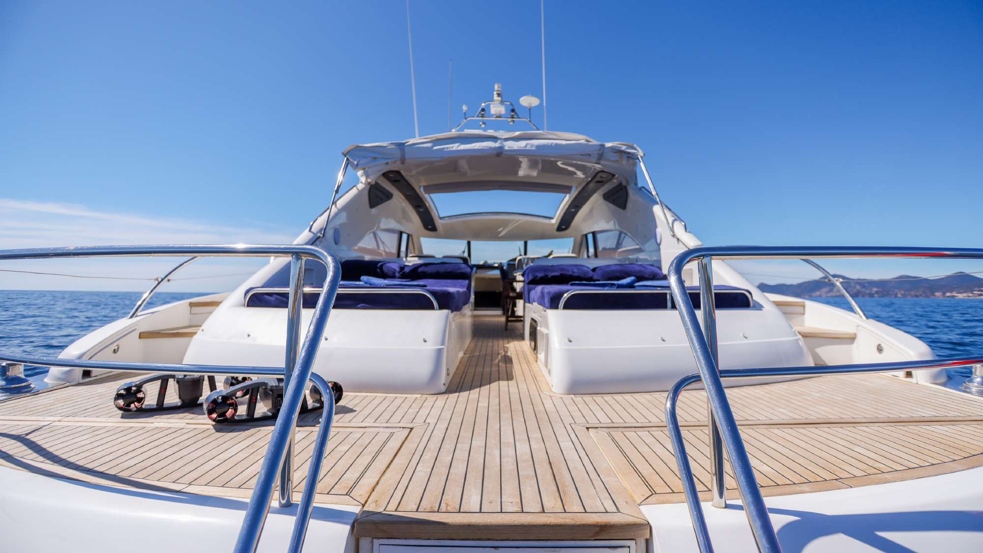 2003 Princess V65 for sale (photo 5)