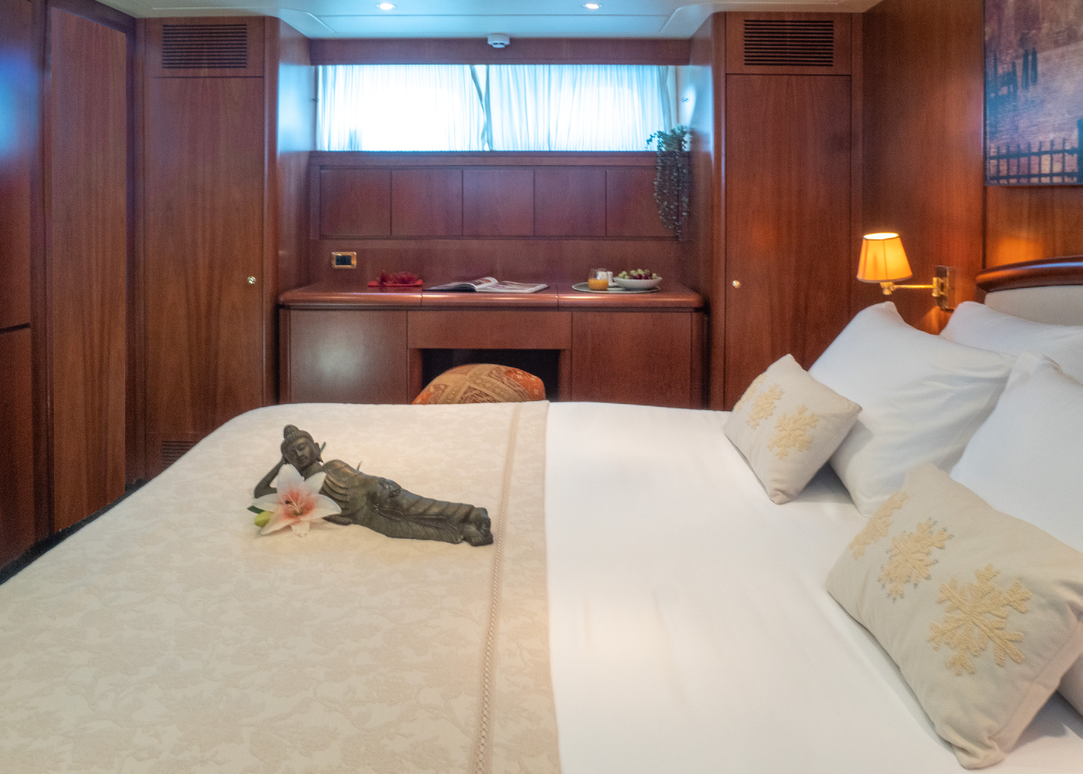2001 Falcon Yachts Falcon 100 en alquiler (photo 12)