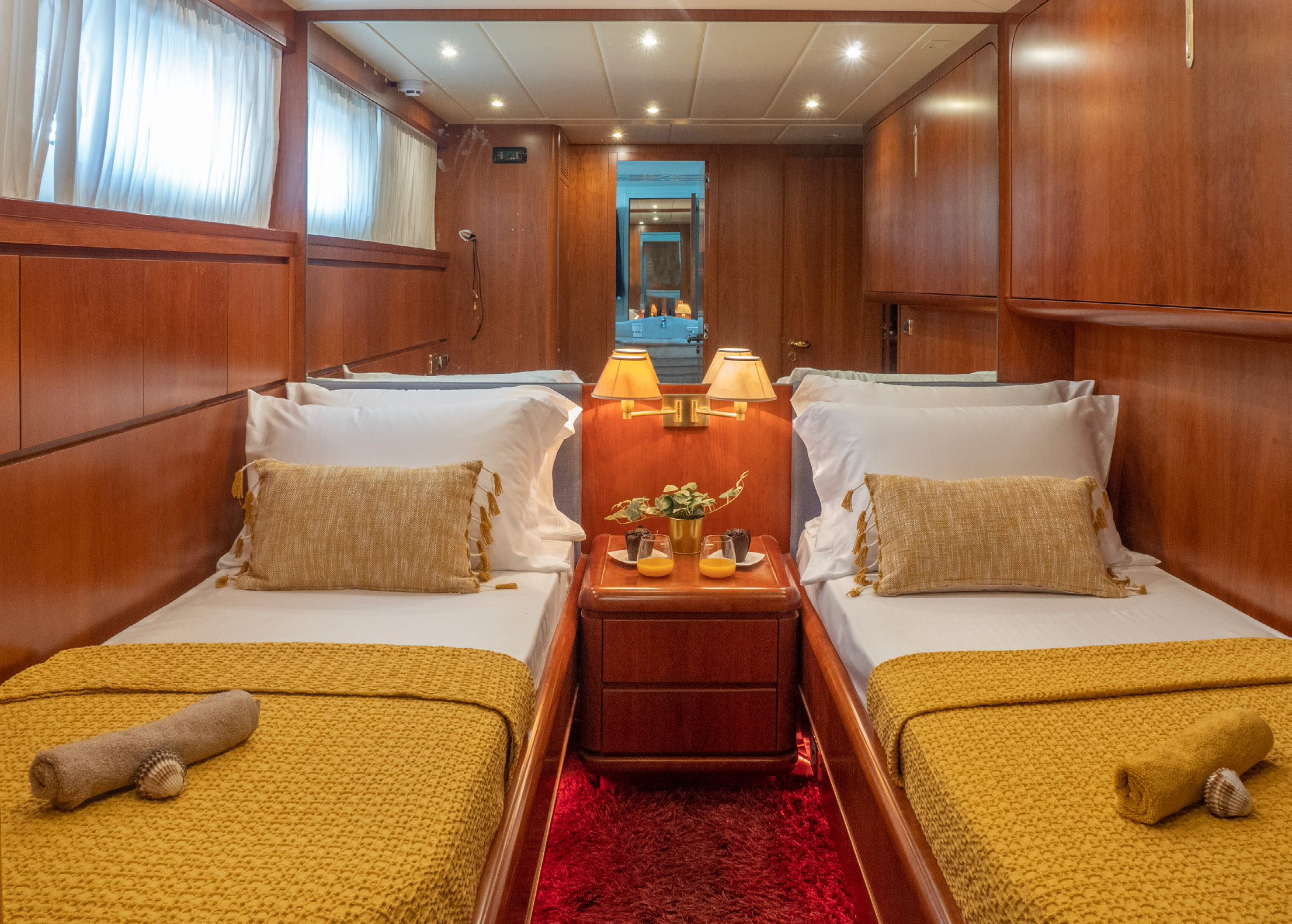 2001 Falcon Yachts Falcon 100 en alquiler (photo 13)