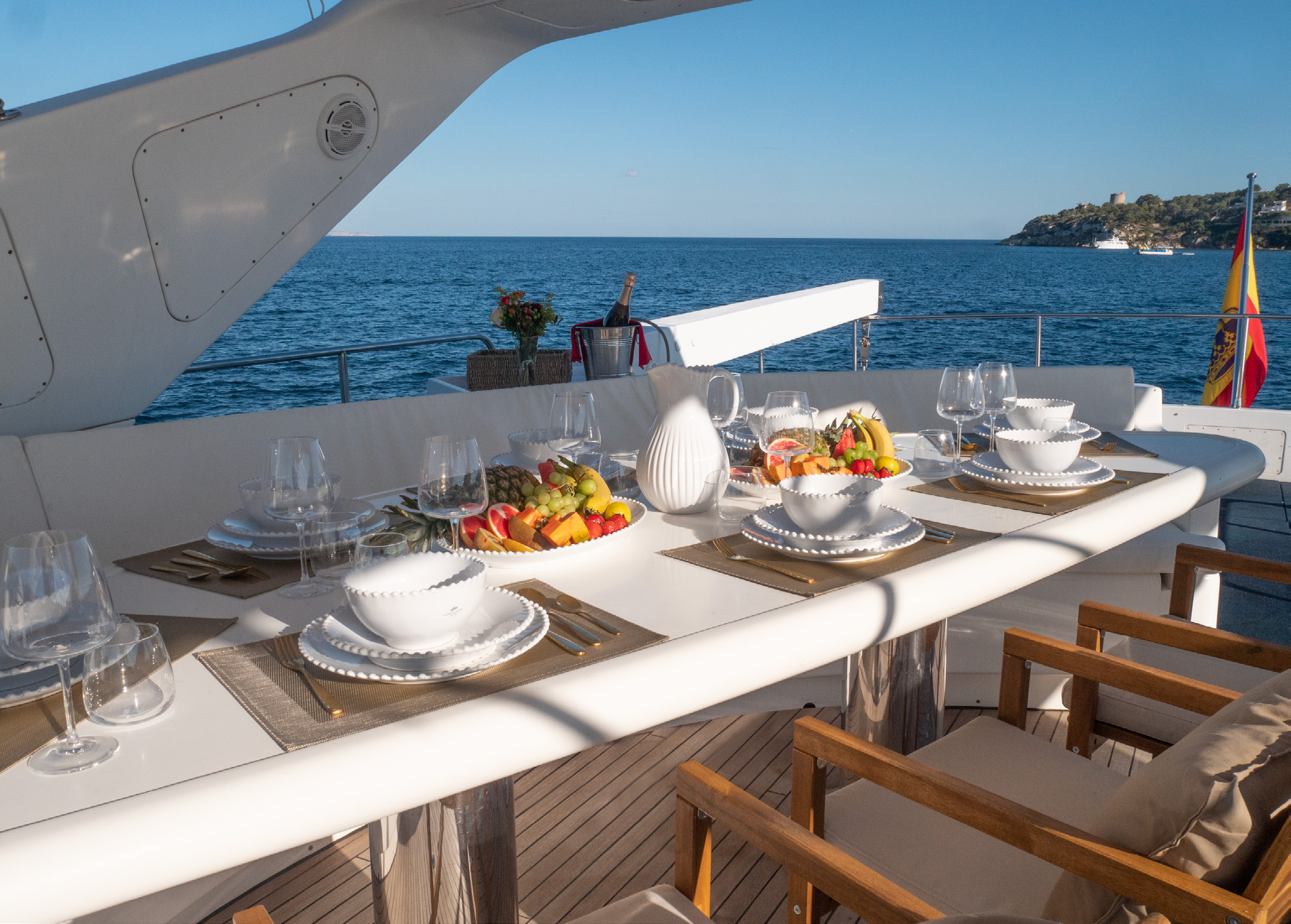 2001 Falcon Yachts Falcon 100 en alquiler (photo 16)