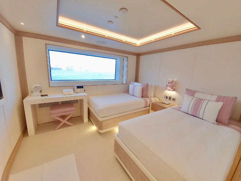2019 CRN 135 for sale (photo 6)