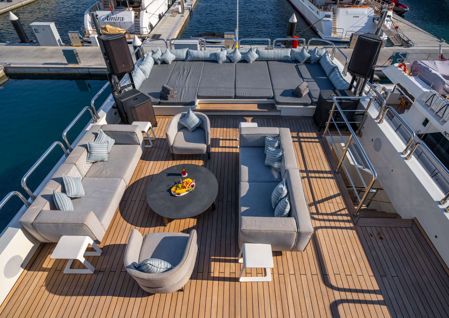 2014 Miss Tor Yacht Moka à louer (photo 30)