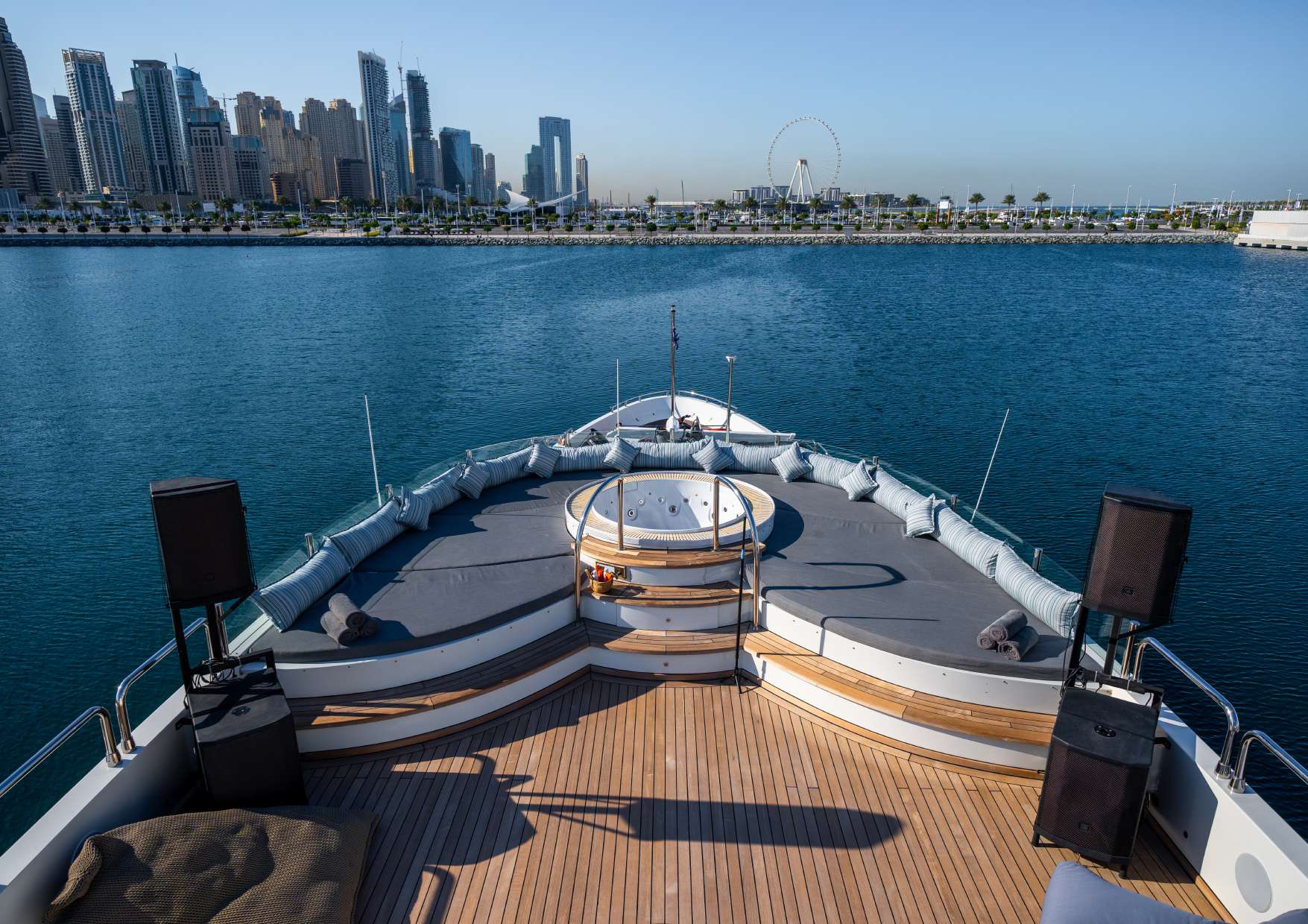 2014 Miss Tor Yacht Moka à louer (photo 33)