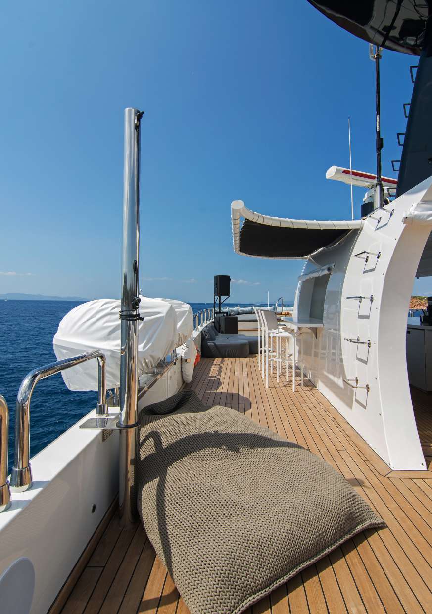 2014 Miss Tor Yacht Moka à louer (photo 35)