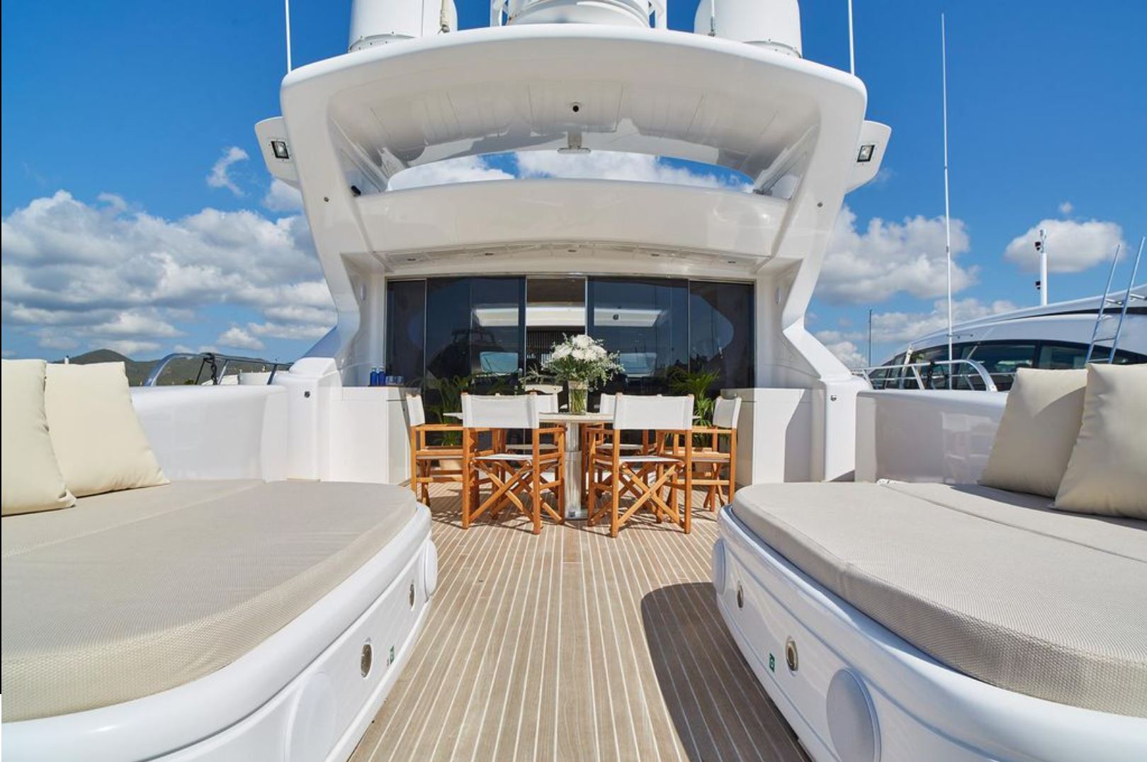 2003 Overmarine Group SPA Mangusta 108 na sprzedaż (photo 5)
