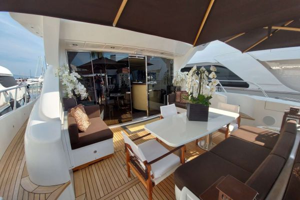 2006 Overmarine Mangusta 92 te koop (photo 6)