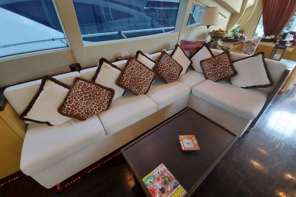 2006 Overmarine Mangusta 92 te koop (photo 17)