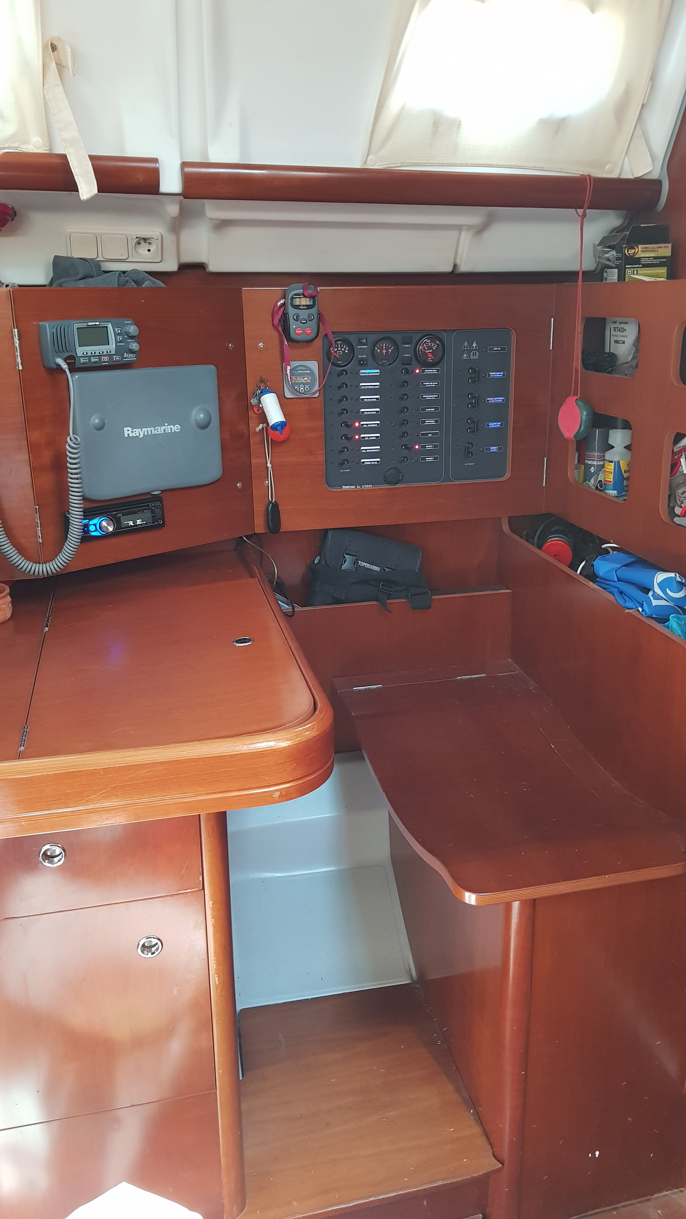 2005 Beneteau Oceanis 423 clipper performance en venta (photo 8)